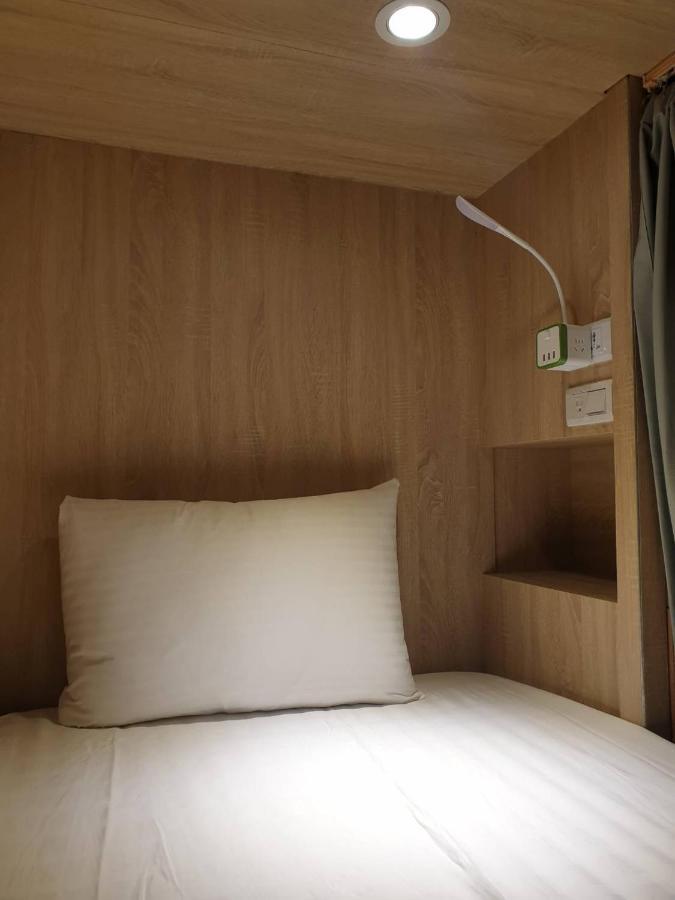 Start Hotel Гаосюн Екстер'єр фото